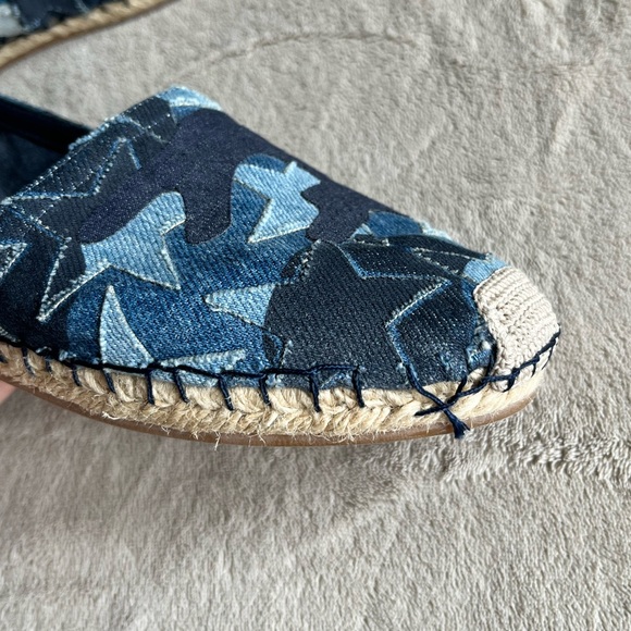 Valentino Garavani Camo Espadrilles Flats - Picture 13 of 14